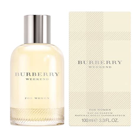 Burberry Weekend Eau de Parfum Spray .